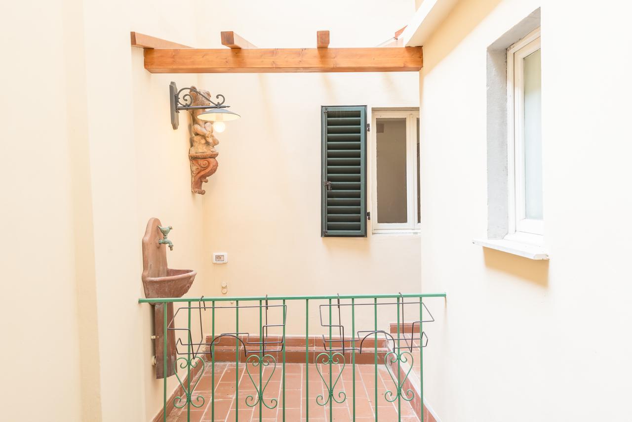 Pitti Place Florenz Exterior foto
